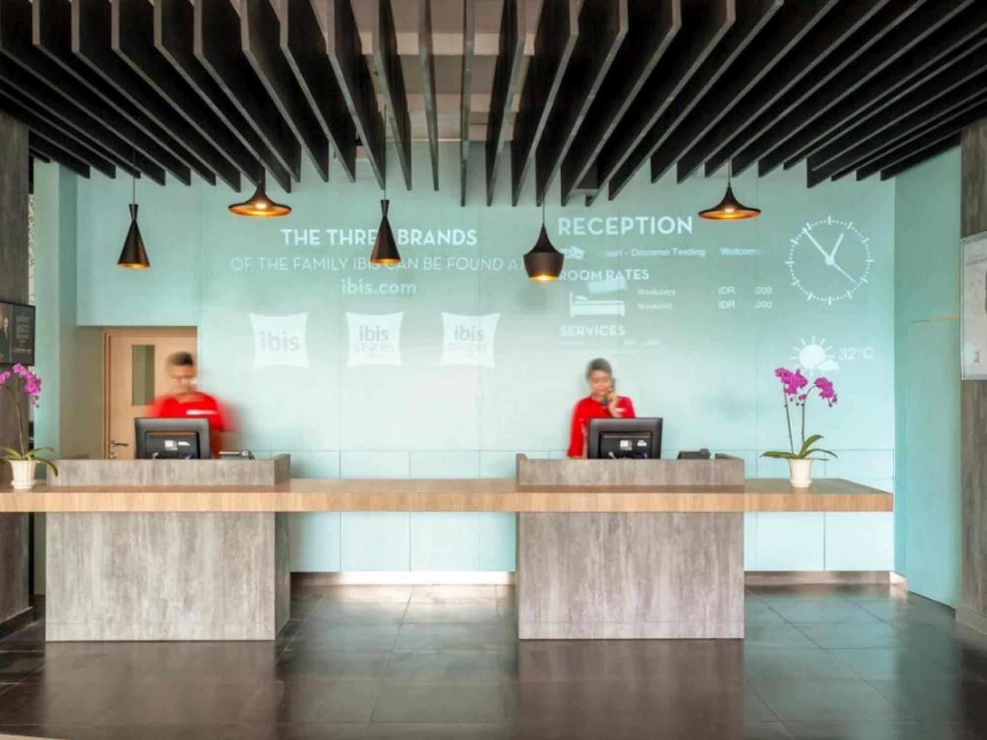 Ibis Makassar City Center Zewnętrze zdjęcie